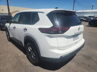 Nissan Rogue 2024 S 4dr Crossover
