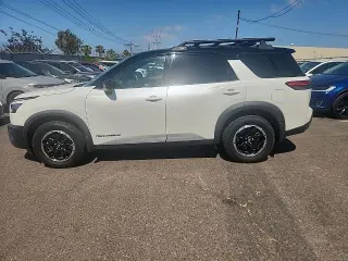 Nissan Pathfinder 2024 AWD SV 4dr SUV