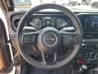 Jeep Wrangler 2025 4x4 Rubicon 4dr SUV