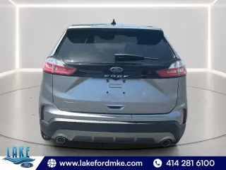 Ford Edge 2022 AWD Titanium 4dr Crossover