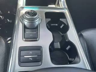 Ford Edge 2022 AWD Titanium 4dr Crossover