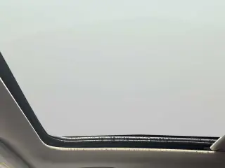 Ford Edge 2022 AWD Titanium 4dr Crossover