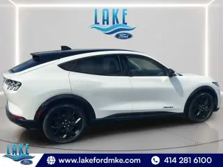 Ford Mustang Mach-E 2023 AWD Premium 4dr SUV
