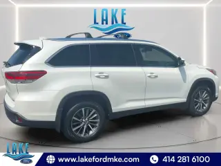 Toyota Highlander 2019 AWD SE 4dr SUV