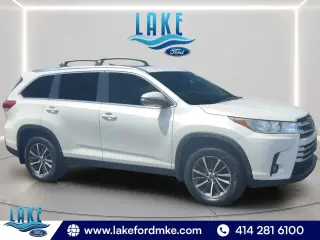 Toyota Highlander 2019 AWD SE 4dr SUV