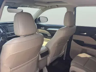 Toyota Highlander 2019 AWD SE 4dr SUV