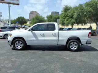 Ram 1500 2022 4x2 Lone Star 4dr Quad Cab 6.4 ft. SB Pickup