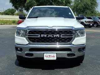 Ram 1500 2022 4x2 Lone Star 4dr Quad Cab 6.4 ft. SB Pickup