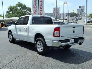 Ram 1500 2022 4x2 Lone Star 4dr Quad Cab 6.4 ft. SB Pickup