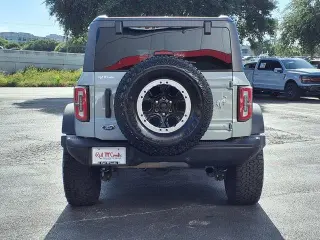 Ford Bronco 2022 4x4 Base Advanced 4dr SUV