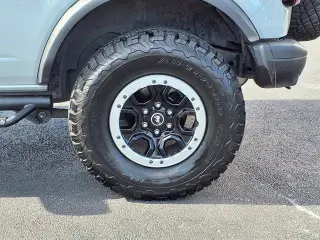 Ford Bronco 2022 4x4 Base Advanced 4dr SUV