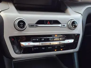 Ford Explorer 2023 XLT 4dr SUV