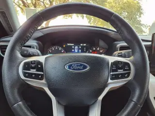 Ford Explorer 2023 XLT 4dr SUV