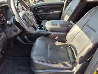 Nissan Titan 2021 4x4 SV 4dr Crew Cab 5.6 ft. SB