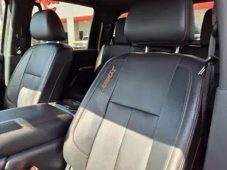 Nissan Titan 2021 4x4 SV 4dr Crew Cab 5.6 ft. SB
