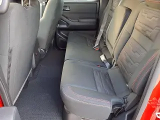 Nissan Frontier 2024 4x2 SV 4dr Crew Cab 5 ft. SB