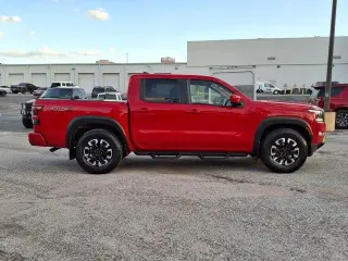 Nissan Frontier 2024 4x2 SV 4dr Crew Cab 5 ft. SB