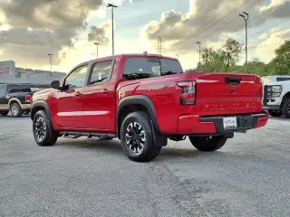 Nissan Frontier 2024 4x2 SV 4dr Crew Cab 5 ft. SB