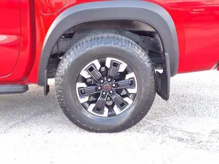 Nissan Frontier 2024 4x2 SV 4dr Crew Cab 5 ft. SB