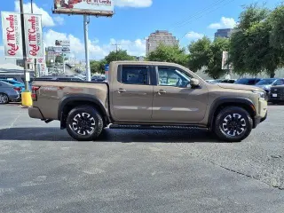 Nissan Frontier 2024 4x2 PRO-X 4dr Crew Cab 5 ft. SB