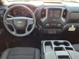 Chevrolet Silverado 1500 2024 4x2 Custom 4dr Crew Cab 5.8 ft. SB