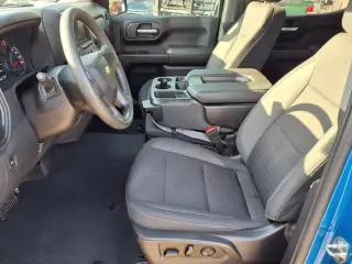 Chevrolet Silverado 1500 2024 4x2 Custom 4dr Crew Cab 5.8 ft. SB