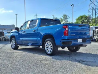 Chevrolet Silverado 1500 2024 4x2 Custom 4dr Crew Cab 5.8 ft. SB