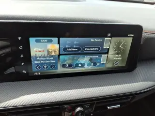 Nissan Kicks 2025 SR 4dr Crossover