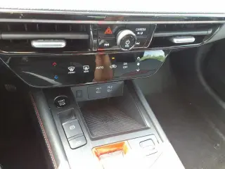 Nissan Kicks 2025 SR 4dr Crossover