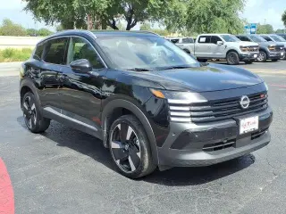 Nissan Kicks 2025 SR 4dr Crossover
