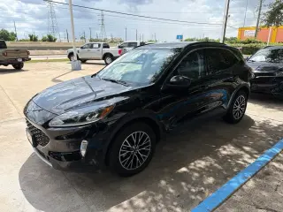 Ford Escape Plug-In Hybrid 2022 SEL 4dr SUV