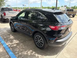Ford Escape Plug-In Hybrid 2022 SEL 4dr SUV