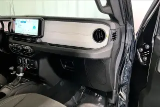 Jeep Gladiator 2024 4x4 High Tide 4dr Crew Cab 5.0 ft. SB