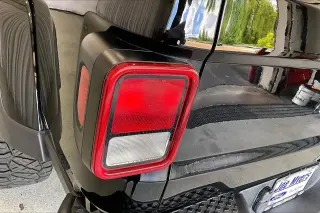 Jeep Gladiator 2024 4x4 High Tide 4dr Crew Cab 5.0 ft. SB