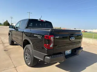 Ford Ranger 2024 4x4 XLT 4dr SuperCrew 5.0 ft. SB