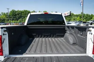 Ford F-150 2022 4x4 XL 4dr SuperCrew 5.5 ft. SB