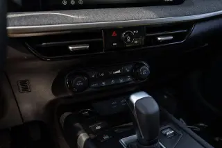 Nissan Kicks 2026 SV 4dr Crossover