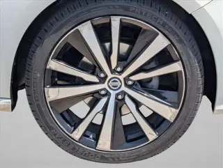 Nissan Altima 2020 2.5 SR 4dr Sedan