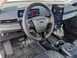 Ford Mustang Mach-E 2023 Premium 4dr SUV