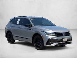 Volkswagen Tiguan 2022 SE R-Line Black 4dr SUV