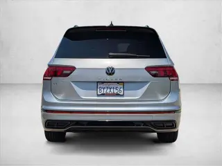 Volkswagen Tiguan 2022 SE R-Line Black 4dr SUV