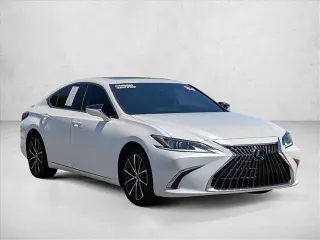 Lexus ES 300h 2024 4dr Sedan