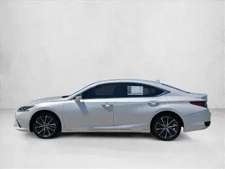 Lexus ES 300h 2024 4dr Sedan
