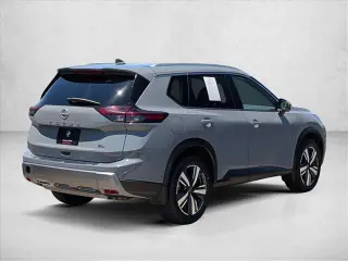 Nissan Rogue 2024 SL 4dr Crossover