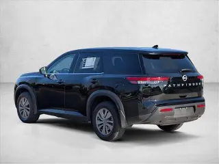 Nissan Pathfinder 2024 S 4dr SUV