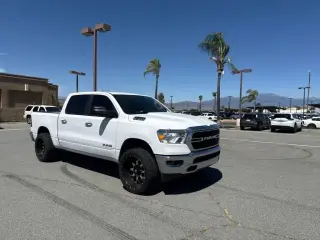 Ram 1500 2020 4x2 Big Horn 4dr Crew Cab 5.6 ft. SB Pickup