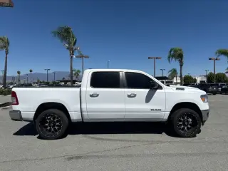 Ram 1500 2020 4x2 Big Horn 4dr Crew Cab 5.6 ft. SB Pickup