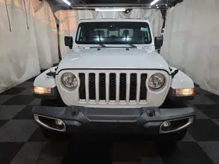 Jeep Gladiator 2023 4x4 Overland 4dr Crew Cab 5.0 ft. SB