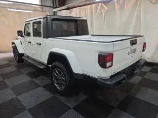 Jeep Gladiator 2023 4x4 Overland 4dr Crew Cab 5.0 ft. SB