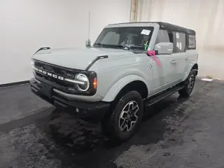 Ford Bronco 2023 4x4 Outer Banks 4dr SUV